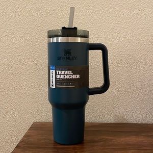 Stanley quencher 40oz